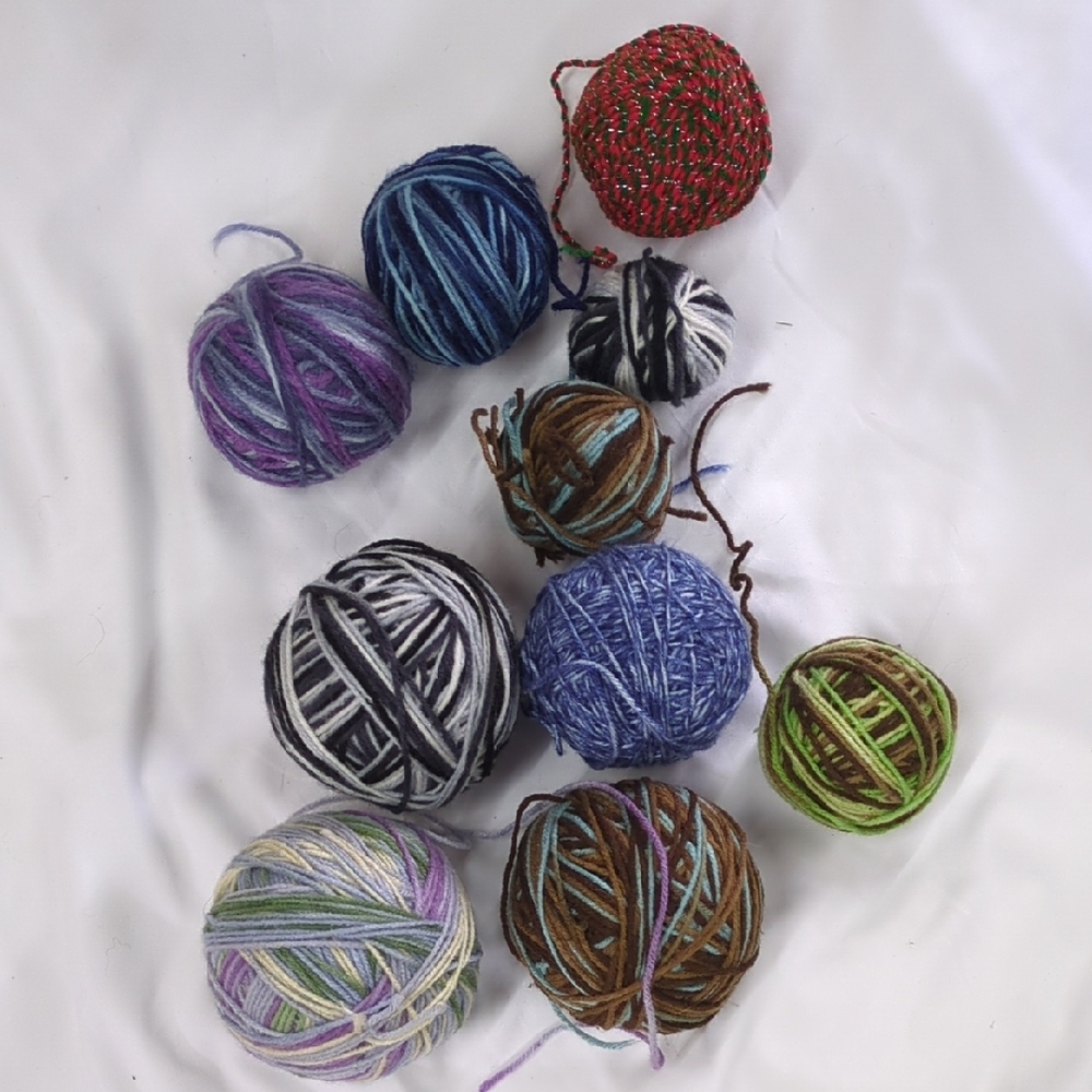 Colorful Yarn Ball Set